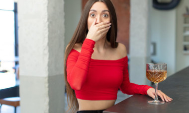 Râgâitul excesiv poate fi un semn că ești bolnav de cancer? Când ar trebui să mergi la doctor?