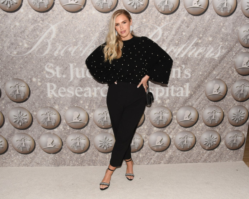 Brooks Brothers Host Annual Holiday Celebration in West Hollywood to Benefit St. Jude