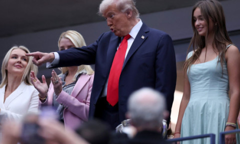Trump a întârziat cu 45 de minute startul evenimentului! Peste 24.000 au reacționat imediat, iar președintele SUA nu s-a abținut