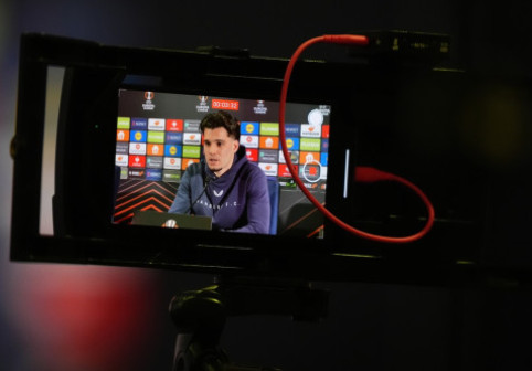 Ianis Hagi s-a răzgândit, pe ultima sută de metri. I-au pus banii pe masă și l-au convins