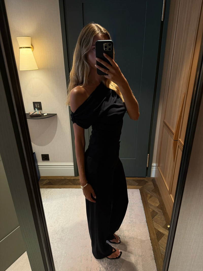 lailahasanovic_1757347799_3717225224736760749_47321436