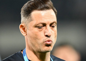 Mirel Rădoi a părăsit stadionul la o oră de la finalul partidei, după ce i-a fost acordat primul ajutor în vestiar