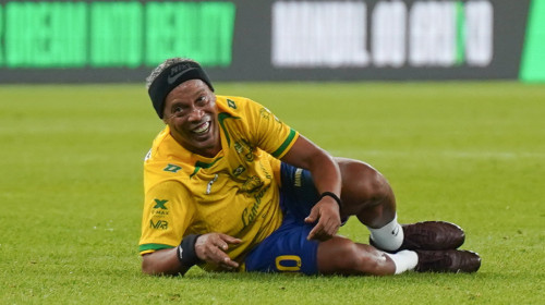 Câți bani ia Ronaldinho pentru a juca din nou în România! Meci de 5 stele la Iași cu Okocha, Makelele, Veron, Kluivert, Quaresma și Seedorf
