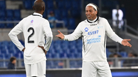 Fostul fotbalist de la Barcelona a reacționat, după ce i-a fost anunțat decesul: ”Să fie foarte clar”. Poveste de film