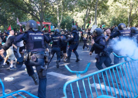 Spaniolii și-au ales tabăra. Prim-ministrul Pedro Sanchez a făcut anunțul. Imagini cu haosul din Madrid