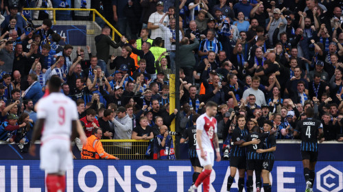 Dezastru! Au ratat penalty în debutul meciului, iar apoi au terminat repriza în genunchi