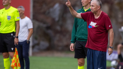 Surpriză de proporții! Dan Petrescu, în negocieri pentru a-i lua locul ”celui mai slab antrenor”