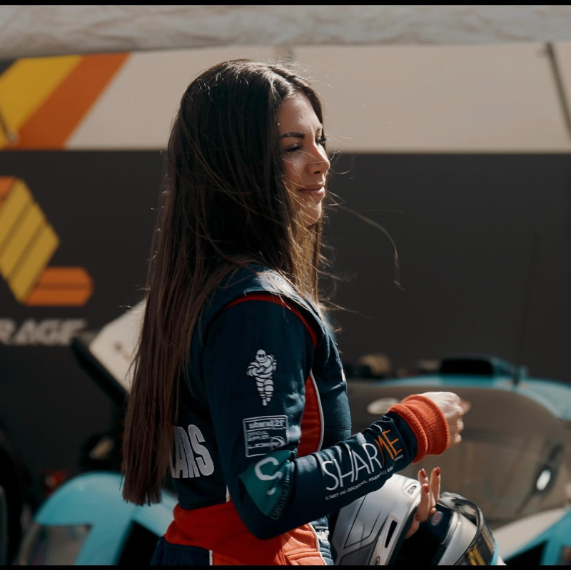 laura_villars_1744285567_3607651278965137652_574209042