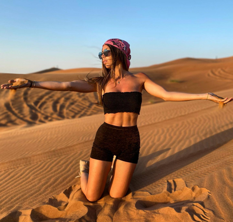 laura_villars_1608389696_2467674089507021080_574209042