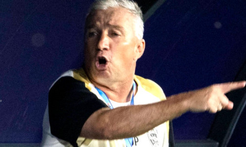 Scandal uriaș! I-au trimis oferta lui Dan Petrescu, iar a doua zi au fost reclamați la FIFA