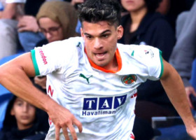 Ianis Hagi a jucat cu Galatasaray, chiar sub ochii lui Gică Hagi! Nota primită la final