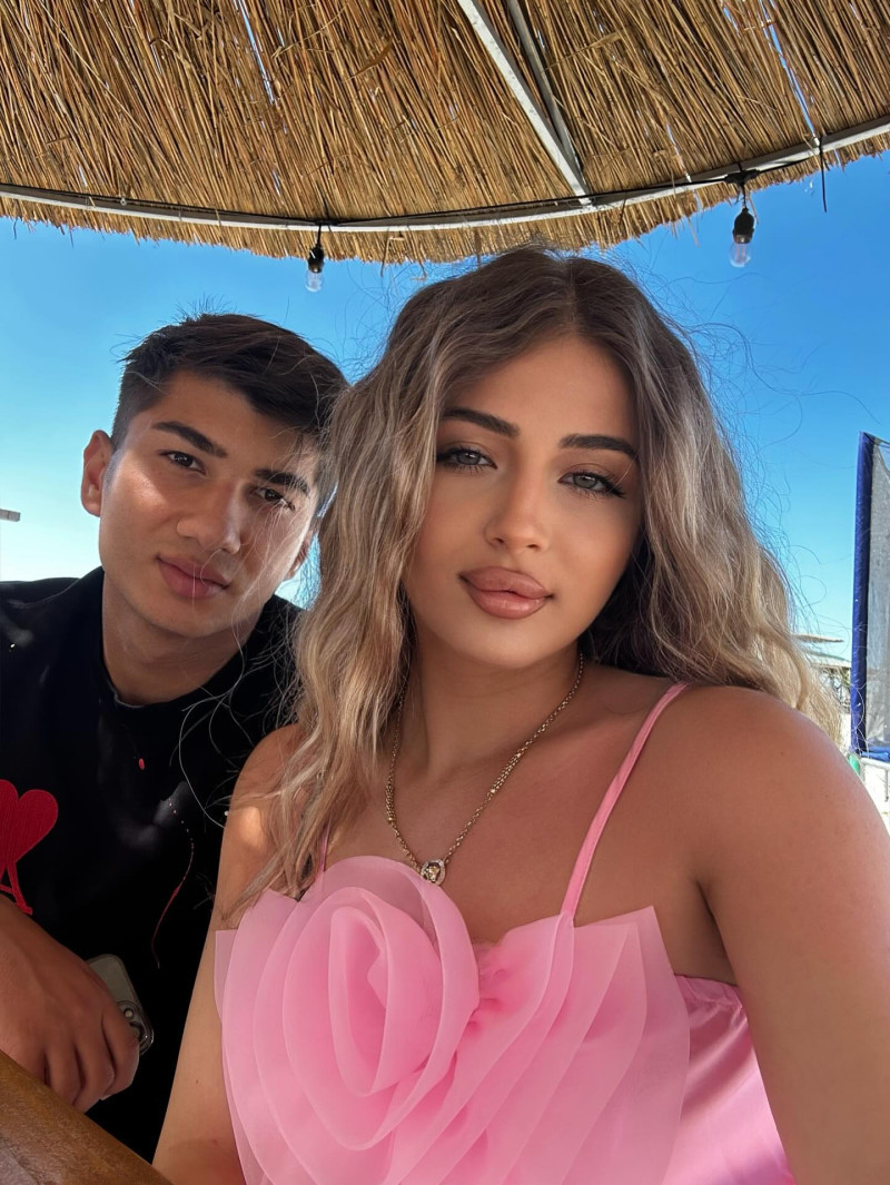 antonia.ab5_1749389884_3650469388452206870_67634622778