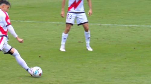Andrei Rațiu, aproape de gol în Rayo - Sevilla! Șut spectaculos de la 30 de metri