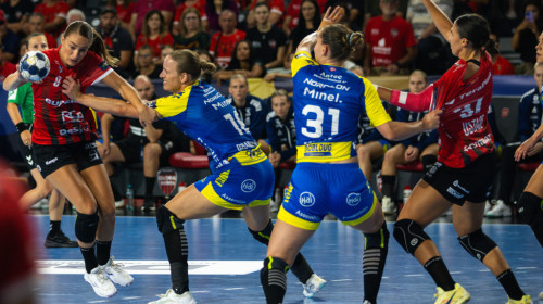 Gloria Bistrița - Metz 24-31. Prima înfrângere pentru bistrițencele în EHF Champions League
