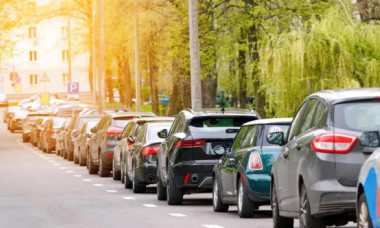 Poți sau nu să-ți lași mașina parcată pe stradă, pe domeniul public, dacă expiră ITP? Legea e clară