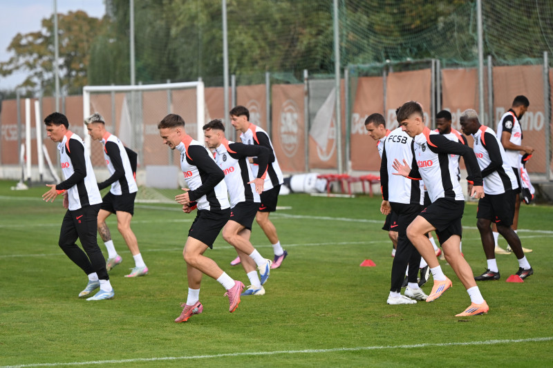 FOTBAL:ANTRENAMENT FCSB MECI YOUNG BOYS BERNA, UEFA EUROPA LEAGUE (1.10.2025)
