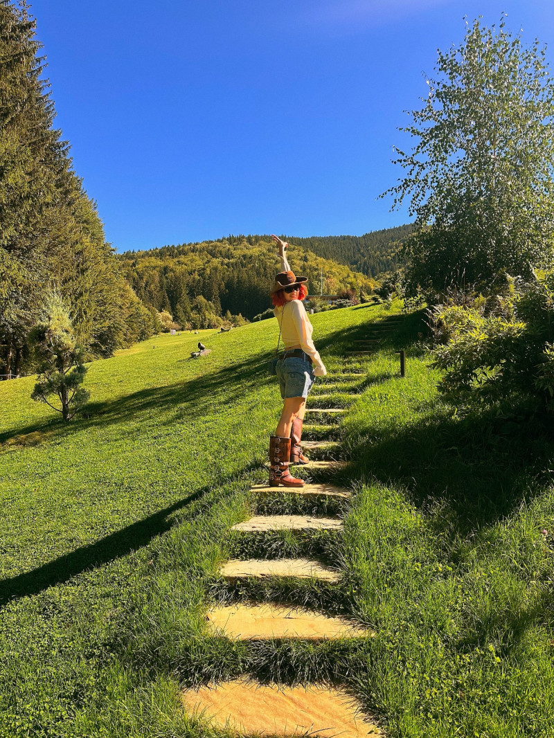 lidiabuble_1758648609_3728137205295118221_1319557935