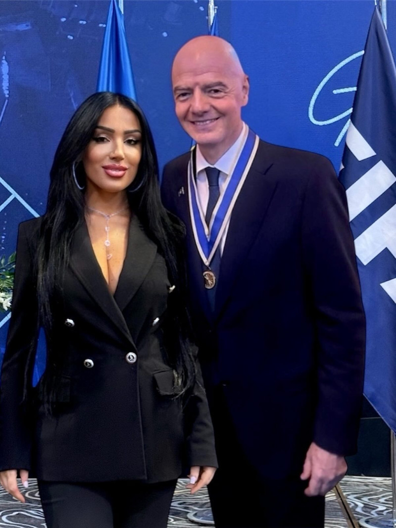 qeqakrelani_1760025359_3739686226300268198_36192960