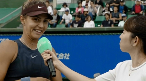 Jaqueline Cristian a izbucnit în râs la flash-interviu, după calificarea în ”sferturi” la WTA Osaka