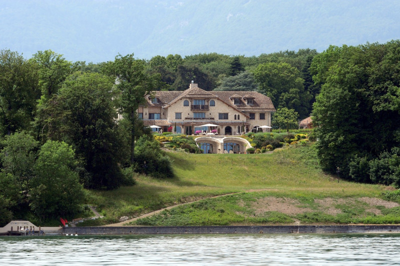 Michael Schumacher Transfered To A Lausanne Hospital - Switzerland