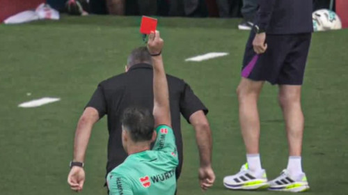 Reacția lui Hansi Flick, după ce a fost eliminat în Barcelona - Girona. Riscă să rateze ”El Clasico”