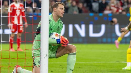Manuel Neuer a intrat în istorie, imediat după Bayern - Dortmund