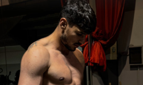 "Telenovela" se apropie de final! Florinel Coman așteaptă transferul