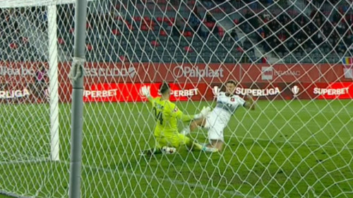 Scene greu de privit în SuperLiga: a urlat de durere pe teren! Decizia arbitrului