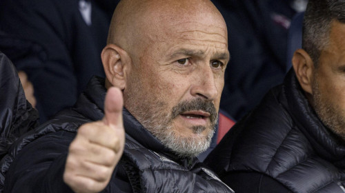 "Nu lăsați garda jos”. De pe patul de spital, antrenorul lui Bologna a intervenit înaintea meciului cu FCSB