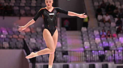 Ce ghinion! Sabrina Voinea a căzut de pe bârnă în finala Campionatului Mondial. Pe ce poziție s-a clasat