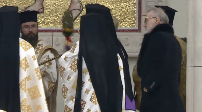 gigi-becali-catedrala1