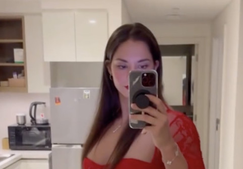 Culturista pe care nimeni nu o crede că nu își editează pozele a publicat imaginile transformării: ”Cine ești? Nu poate fi ea”