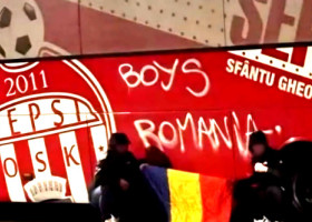 Scandal la Craiova: au scris "România" pe autocarul lui Sepsi și au postat totul pe internet! Reacția clubului