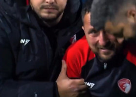 Tragedie! A murit, după ce i s-a făcut rău în timpul meciului: avea doar 44 de ani