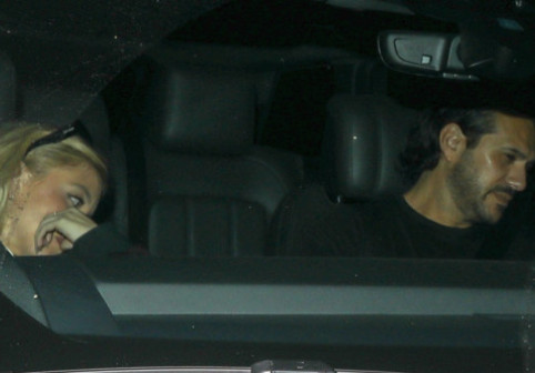 După ce a anulat nunta, ”cea mai frumoasă actriță” s-a urcat în mașina fostului logodnic și a urmat scandalul: ”Lasă-mă în pace”