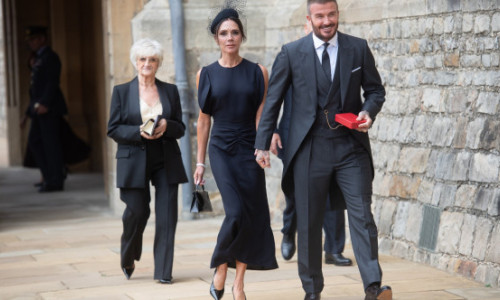 Englezii anunță: La 51 de ani, Victoria Beckham și-a schimbat numele!