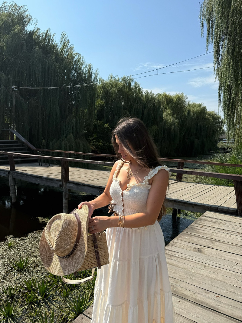 ioanatm_1756216935_3707738846890823536_684332902