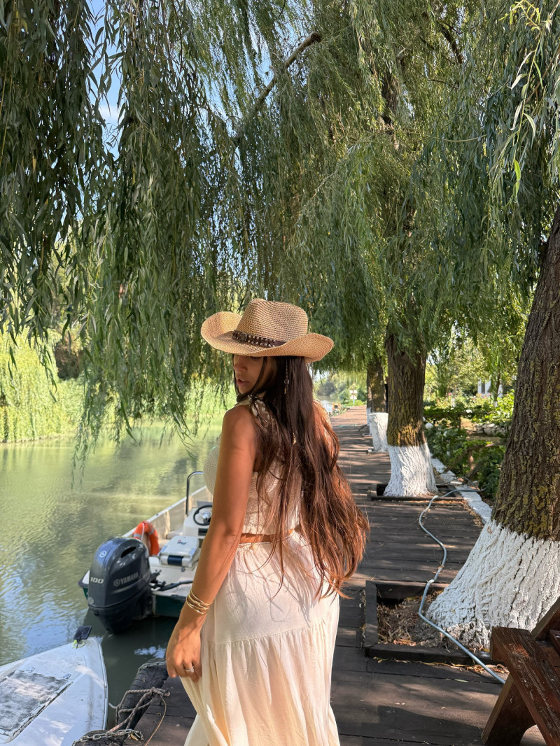 ioanatm_1756216935_3707738846890868883_684332902