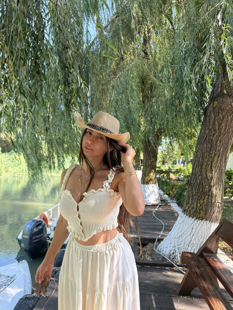 ioanatm_1756216935_3707738846899273373_684332902