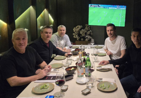 "Dan Petrescu a slăbit 30 de kilograme!" Detalii despre transformarea îngrijorătoarea a antrenorului de 57 de ani