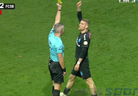 Imagini neverosimile la Hermannstadt - FCSB: Bîrligea, două galbene în două minute! Ce i-a spus arbitrului