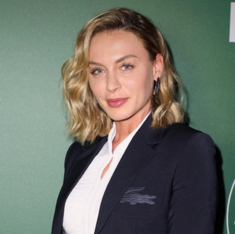 _ana.bogdan__1742500549_3592677462586370996_400915507