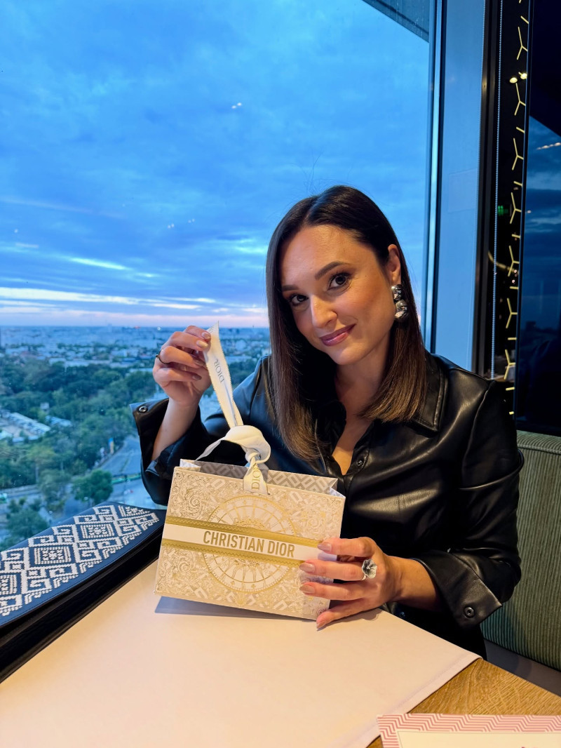 oana.zamfir_1759250199_3733183710381288550_3489859432