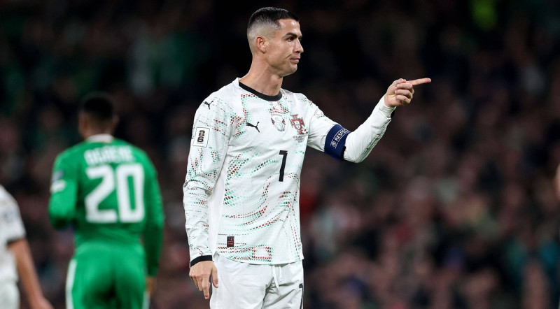 Cristiano Ronaldo reacts to a decision 13/11/2025