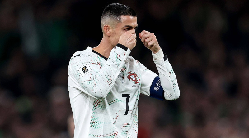 Cristiano Ronaldo reacts to a decision 13/11/2025