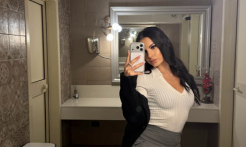 Profesoara dată afară după ce tatăl unui elev a descoperit ce face a rupt tăcerea! Elena: ”Soția lui a povestit totul”