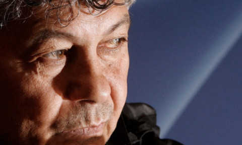 Mircea Lucescu a intrat peste el în cameră și l-a prins în timp ce fuma. Reacția: total neașteptată