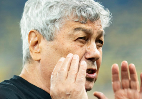 Neverosimil: Mircea Lucescu a fost surprins în imaginea serii, pe holul stadionului, după eșecul României de la Zenica