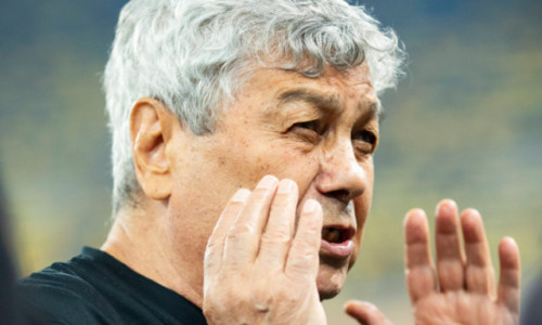 Neverosimil: Mircea Lucescu a fost surprins în imaginea serii, pe holul stadionului, după eșecul României de la Zenica