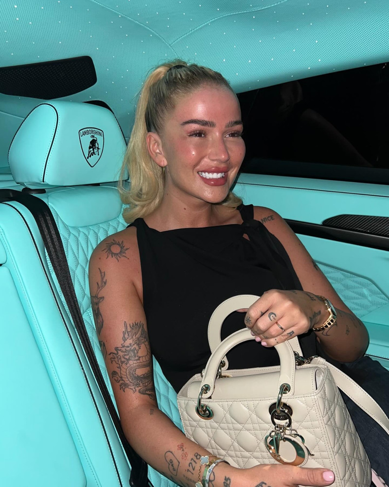 loredana_1733051708_3513414838882958674_3000134215